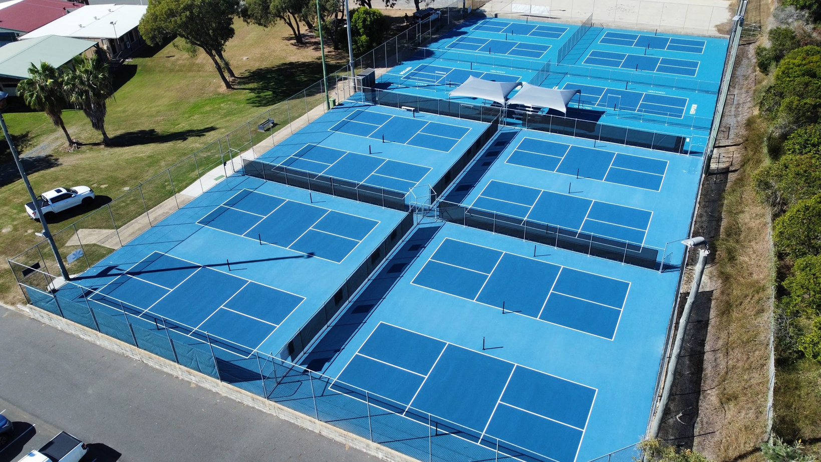 YPF_aerial_courts_2.jpg